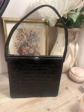 BELLESTONE Genuine Vintage Crocodile Structured Handbag